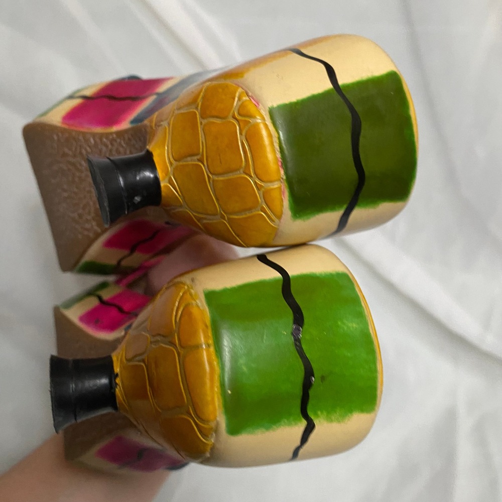 Y2K Wanted Bahama Yellow Colorblock Kitten Heel Slide Sandals 5 Artsy Resort 90s - Picture 2 of 7